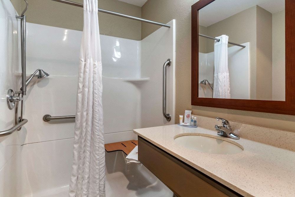 Photo of Bathroom in Junction City
