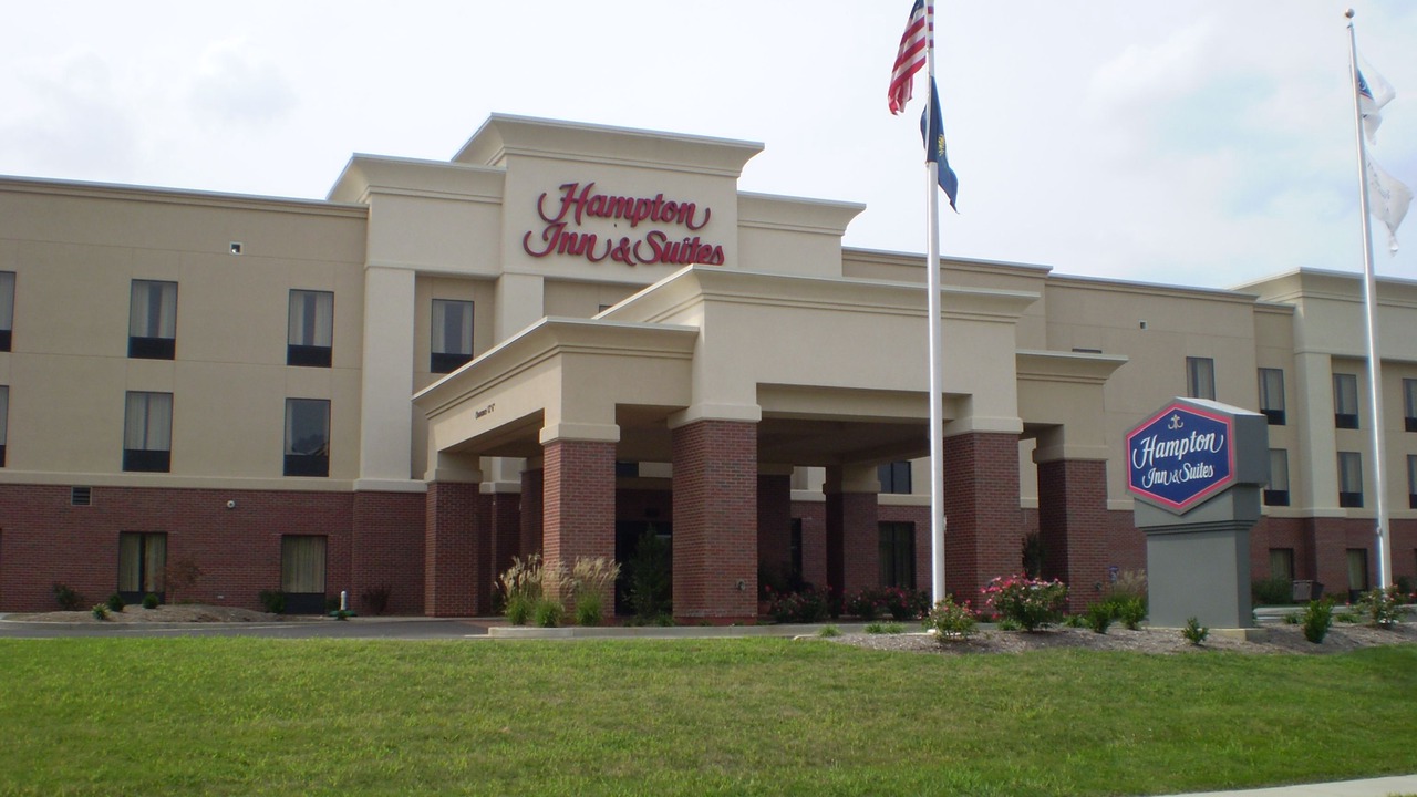 Photo of Buildings in Madisonville