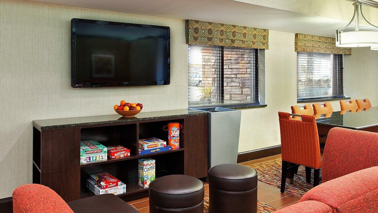 Photo of Livingroom in Oak Grove