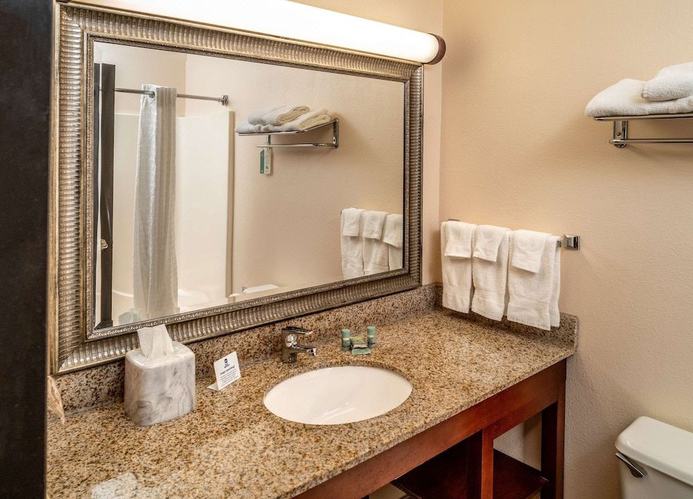 Photo of Bathroom in Barboursville