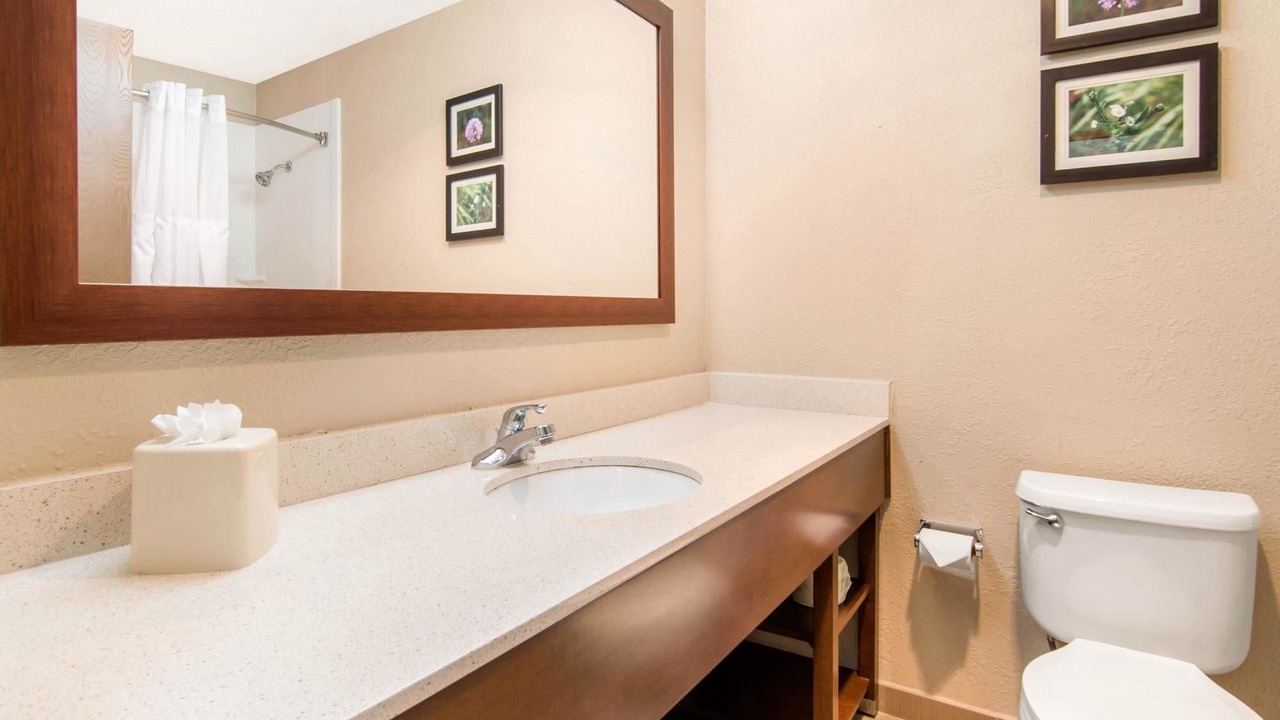 Photo of Bathroom in Junction City