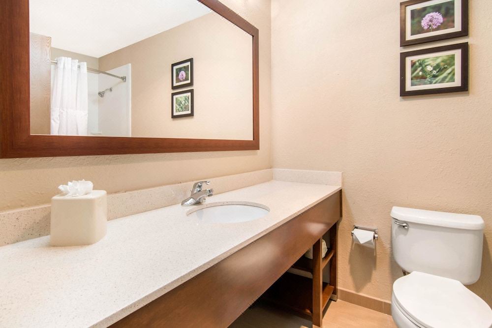 Photo of Bathroom in Junction City