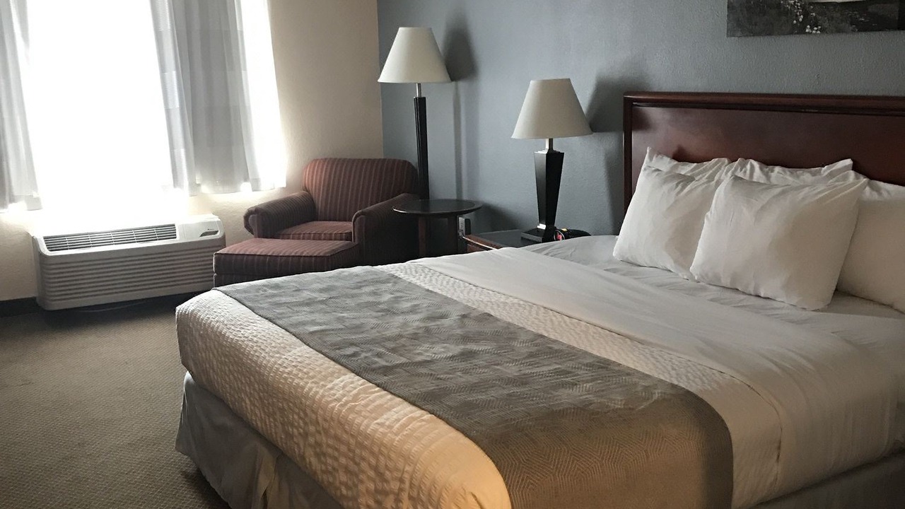 Photo of Bedroom in Barboursville