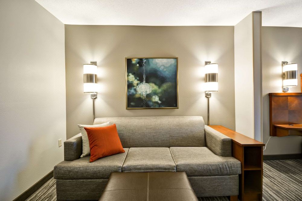 Photo of Livingroom in Overland Park