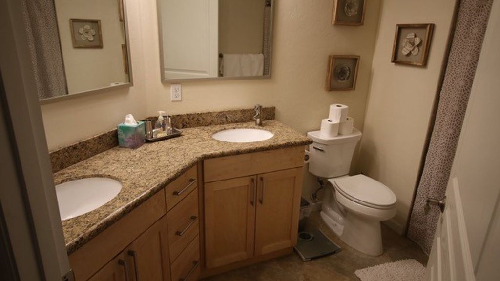 Photo of Bathroom in Fairview