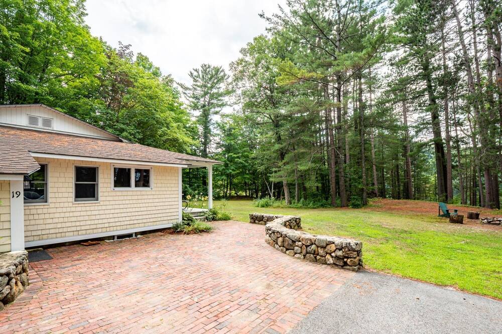 Photo of Outdoor in Bryant Pond