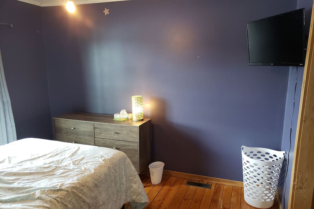 Photo of Bedroom in Baileyville