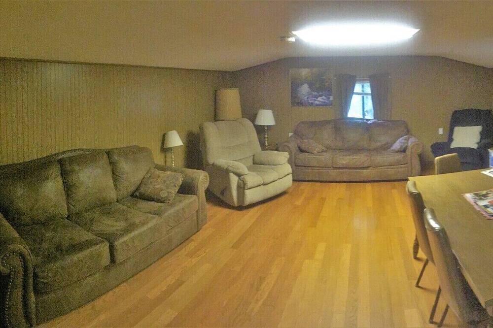 Photo of Livingroom in Kenai Peninsula