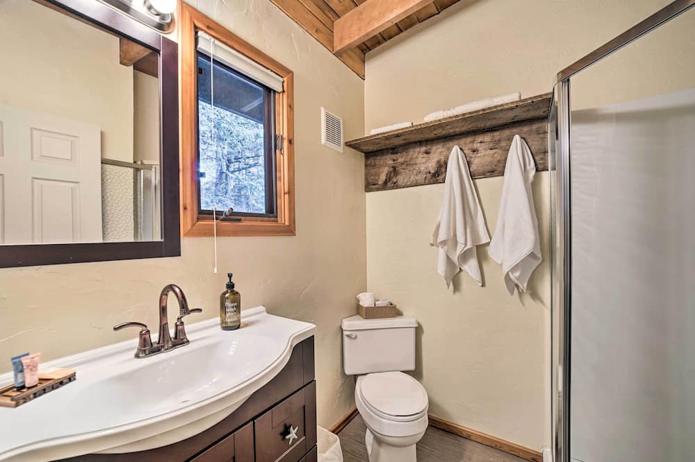 Photo of Bathroom in Seldovia