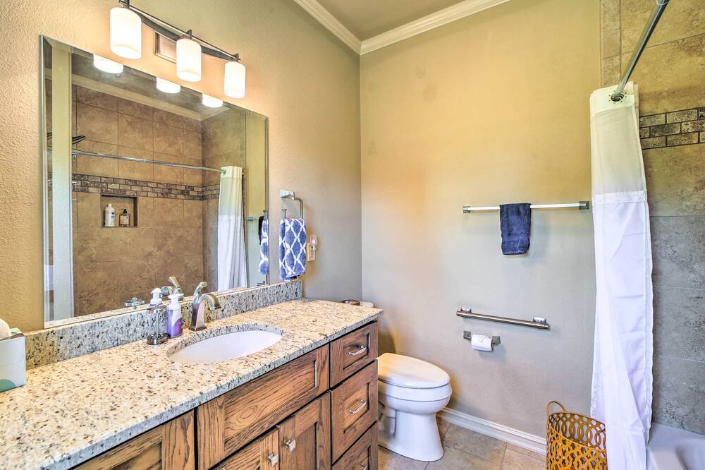 Photo of Bathroom in Sand Springs