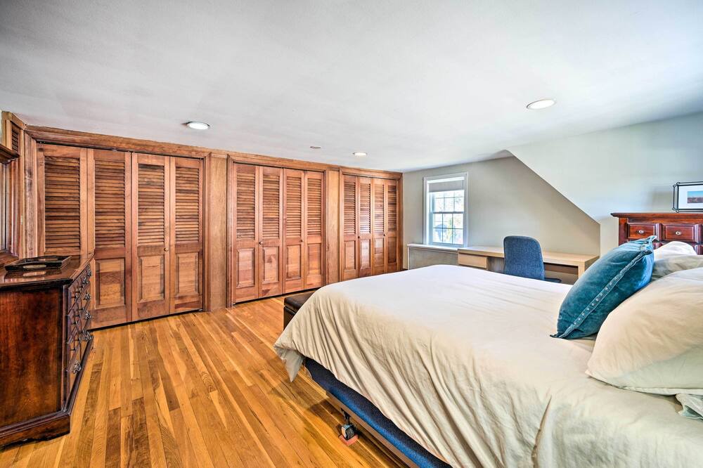 Photo of Bedroom in Quincy