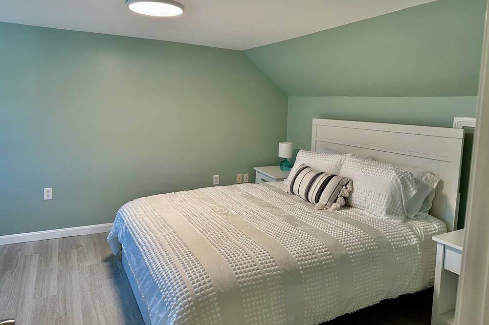 Photo of Bedroom in Gray