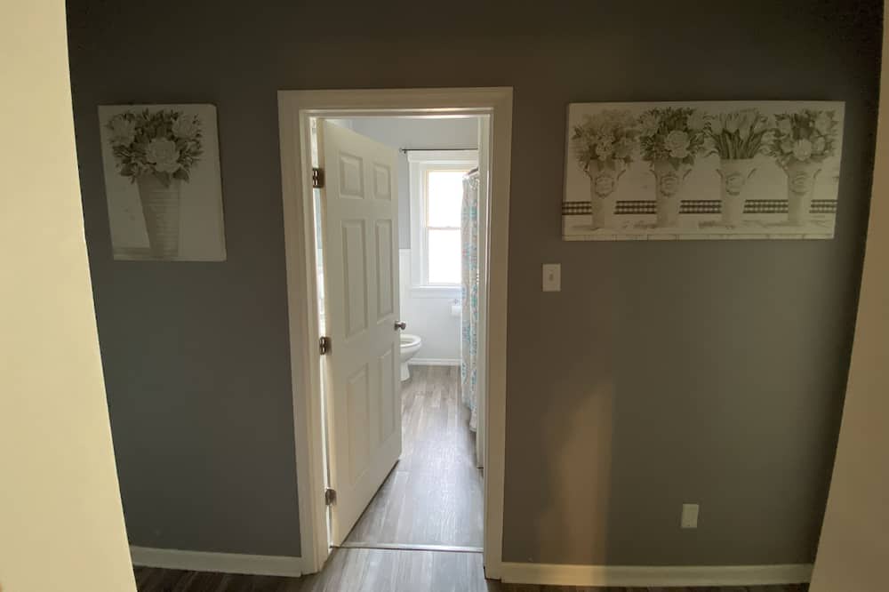 Photo of Bedroom in Glen Dale