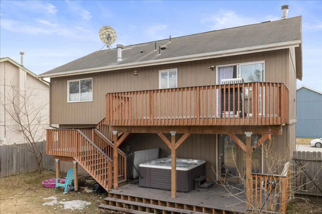 Photo of Outdoor in Abbott Loop
