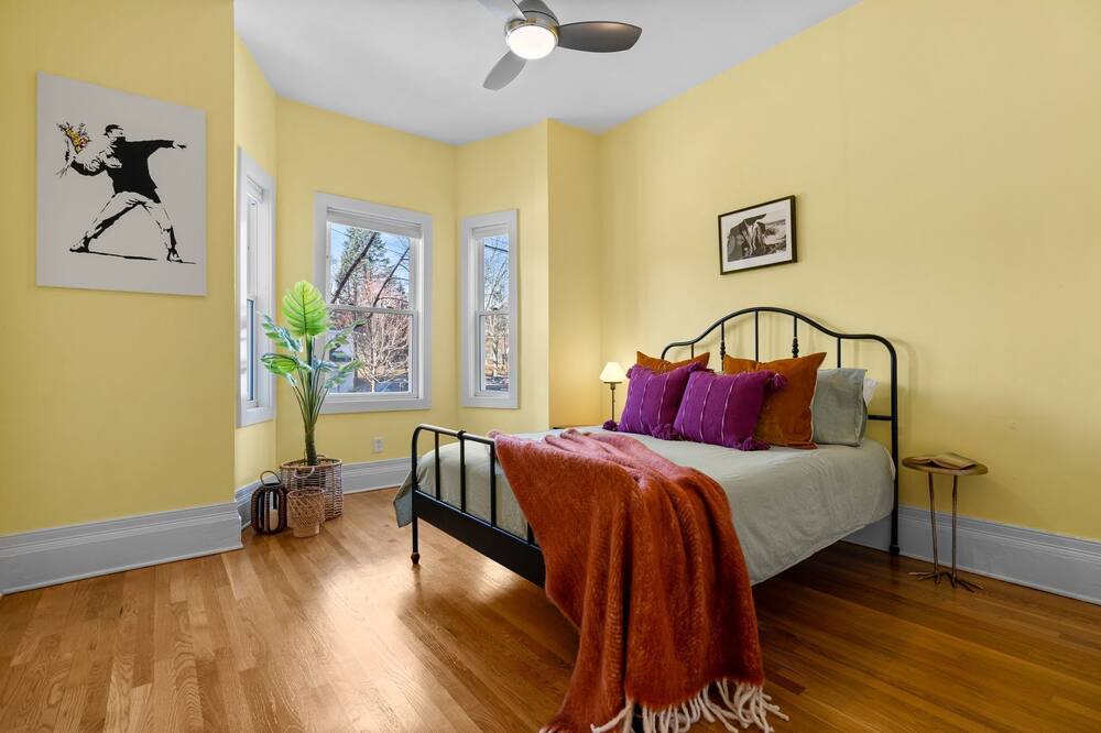 Photo of Bedroom in Egleston Square