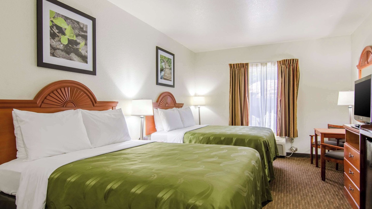 Photo of Bedroom in Junction City
