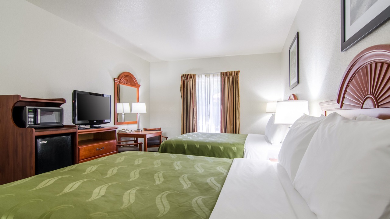Photo of Bedroom in Junction City
