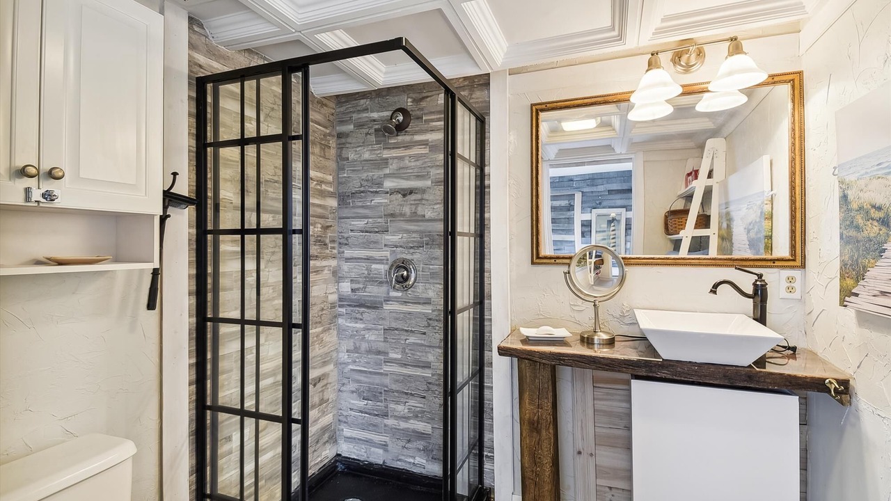 Photo of Bathroom in Fenwick Island