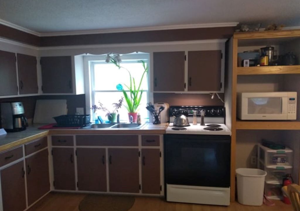 Photo of Kitchen in Belgrade Lakes