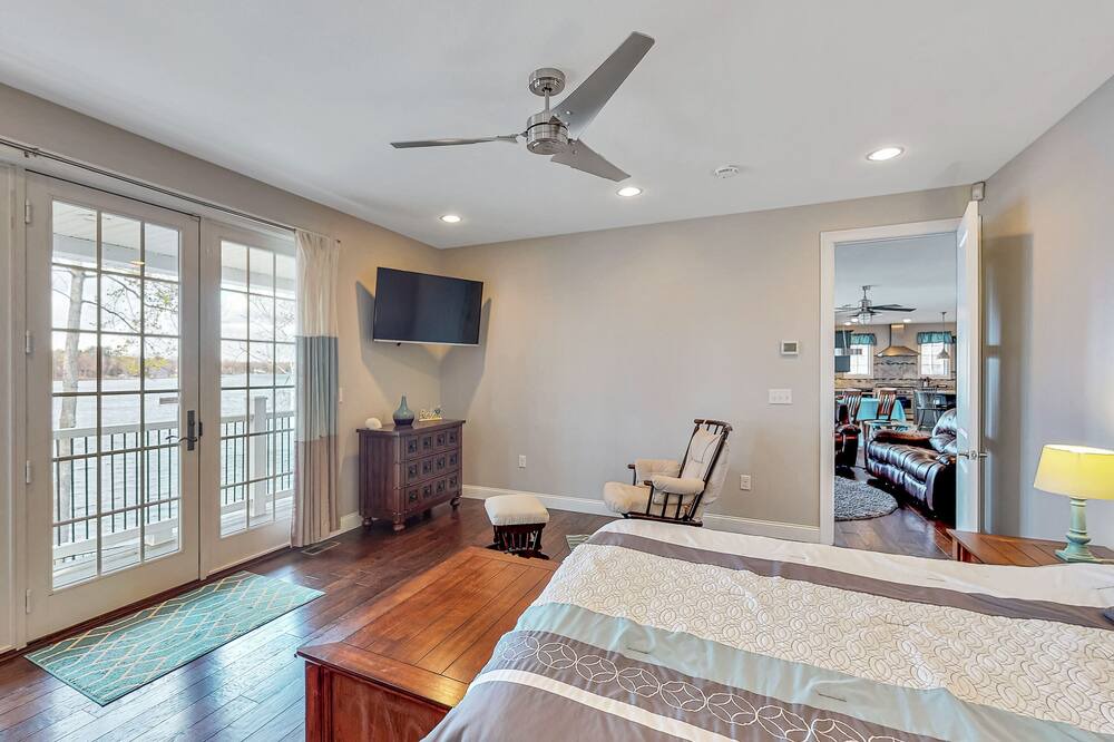 Photo of Bedroom in Melrose