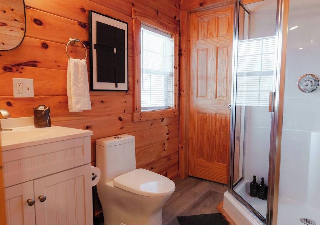 Photo of Bathroom in Laurelville