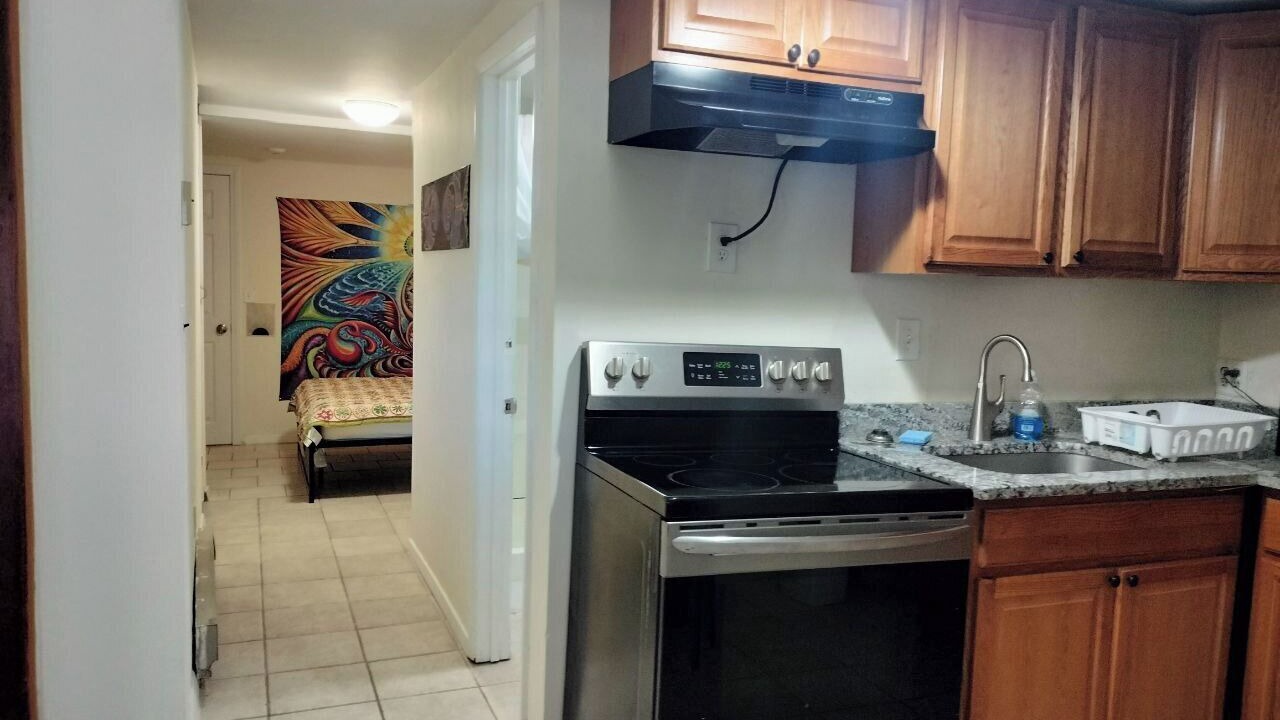 Photo of Kitchen in Thompson Square - Bunker Hill