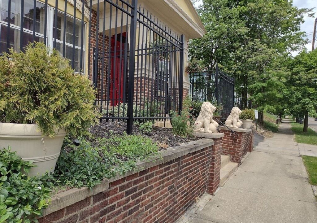 Photo of Outdoor in Highland Square