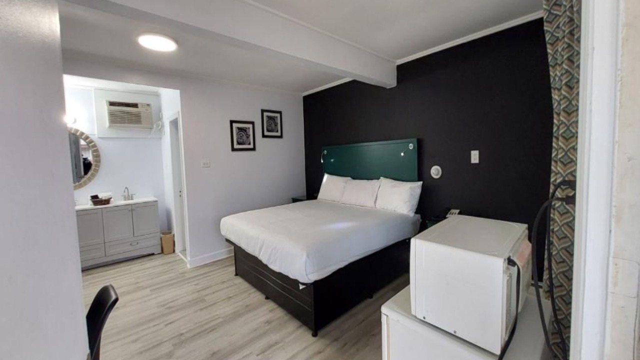 Photo of Bedroom in Clinton