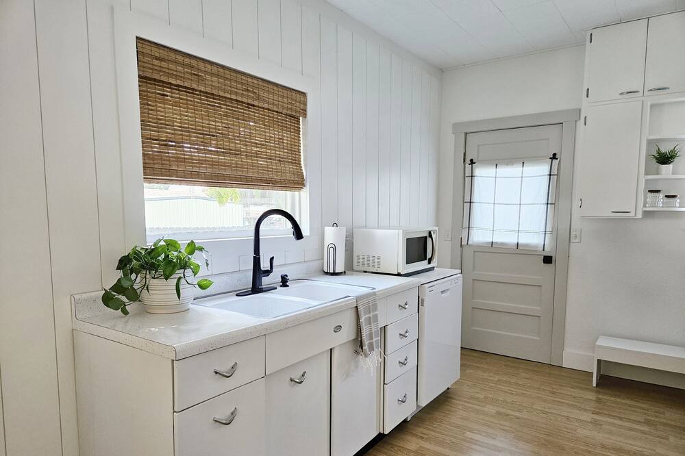 Photo of Kitchen in Wauneta