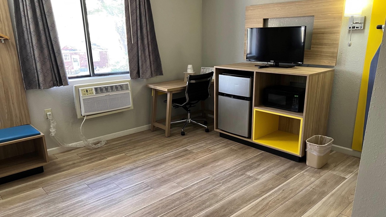 Photo of Bedroom in Warrensburg