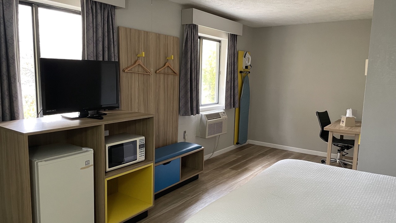 Photo of Bedroom in Warrensburg