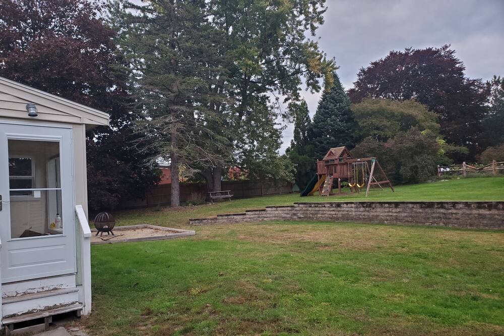 Photo of Outdoor in Hathorne
