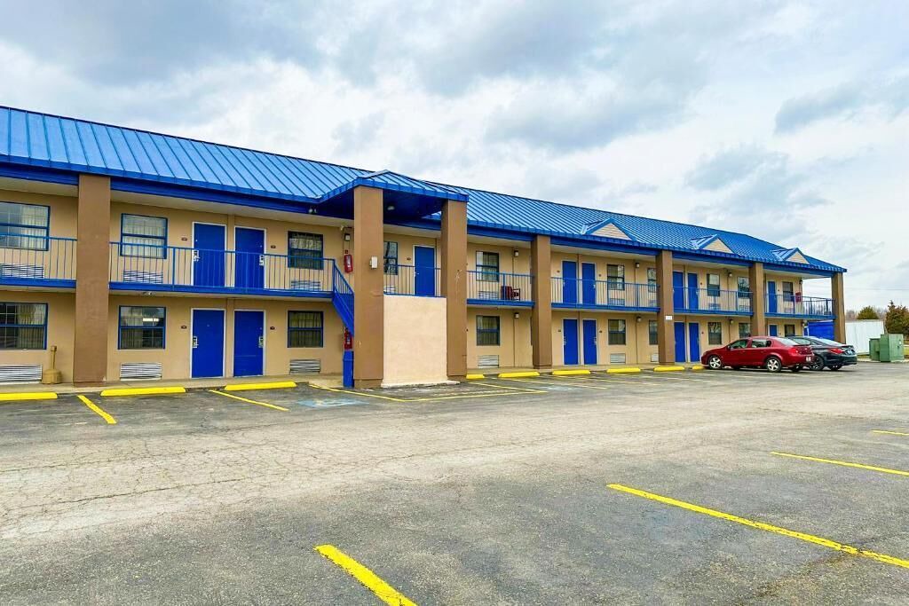 Photo of Outdoor in Madisonville