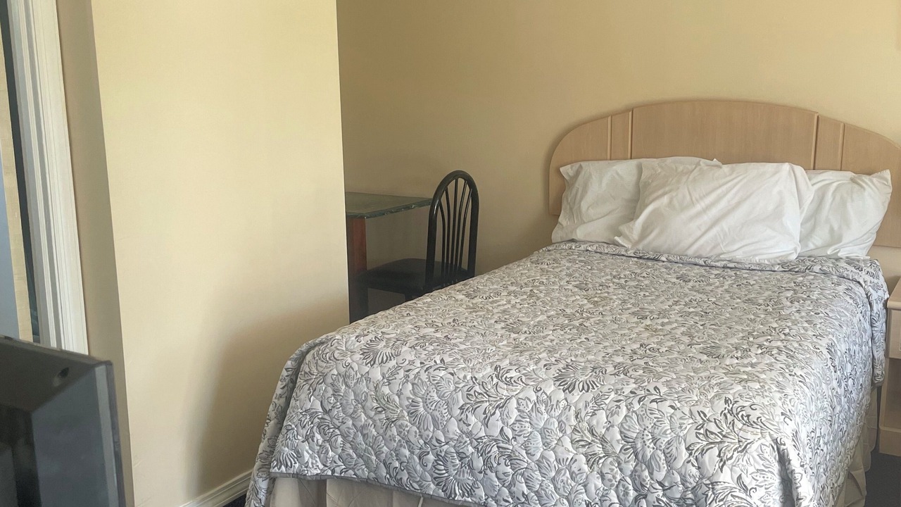 Photo of Bedroom in Clinton