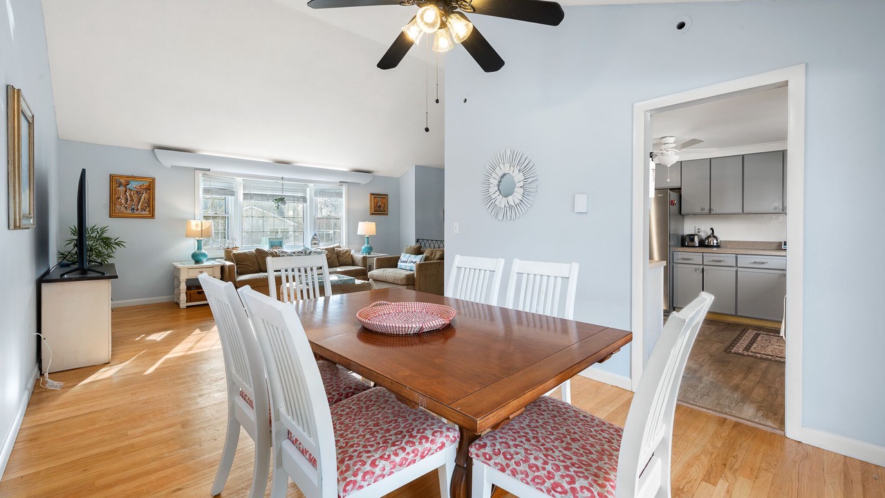 Photo of Livingroom in New London