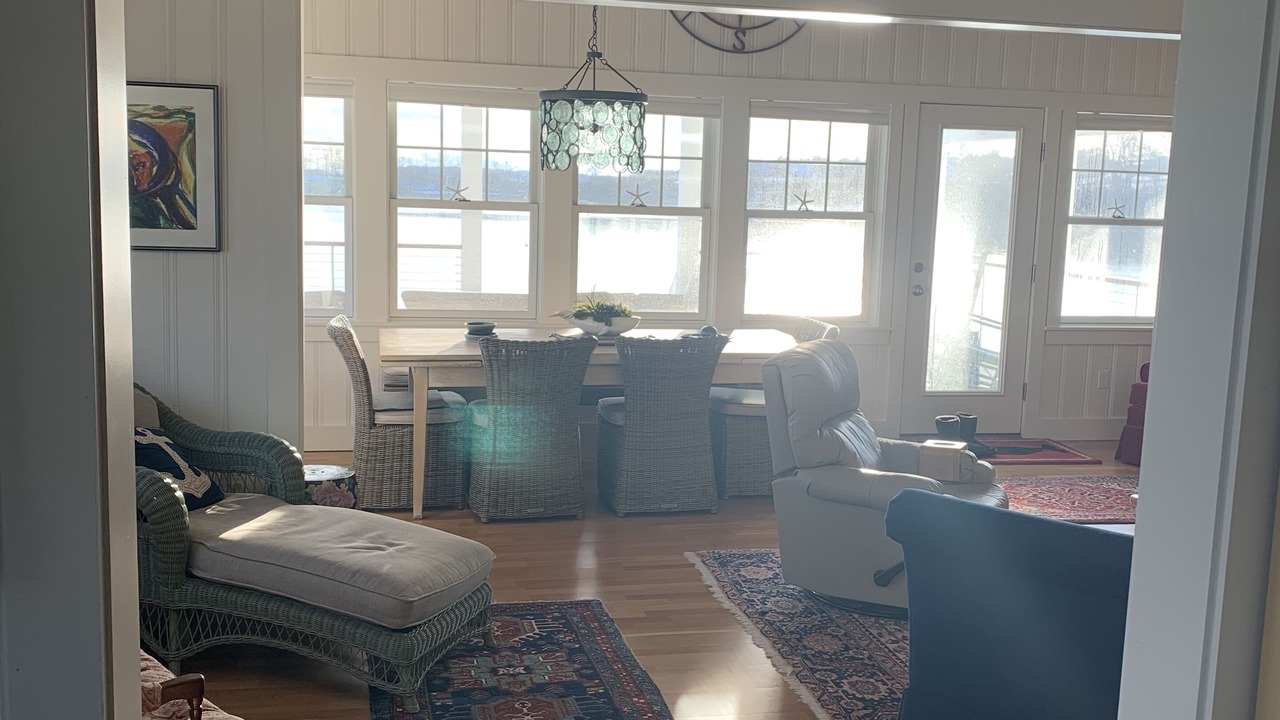 Photo of Livingroom in Harpswell Center