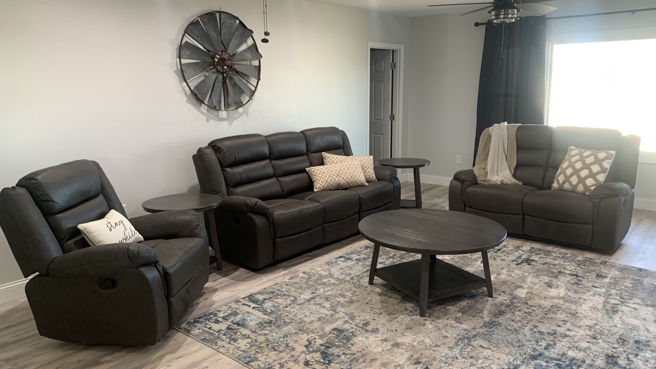 Photo of Livingroom in Walker
