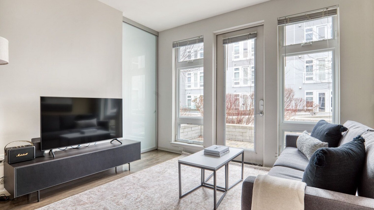 Photo of Livingroom in Assembly Square
