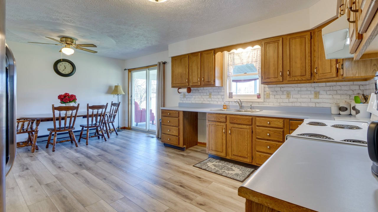 Photo of Kitchen in New Haven  Huron County