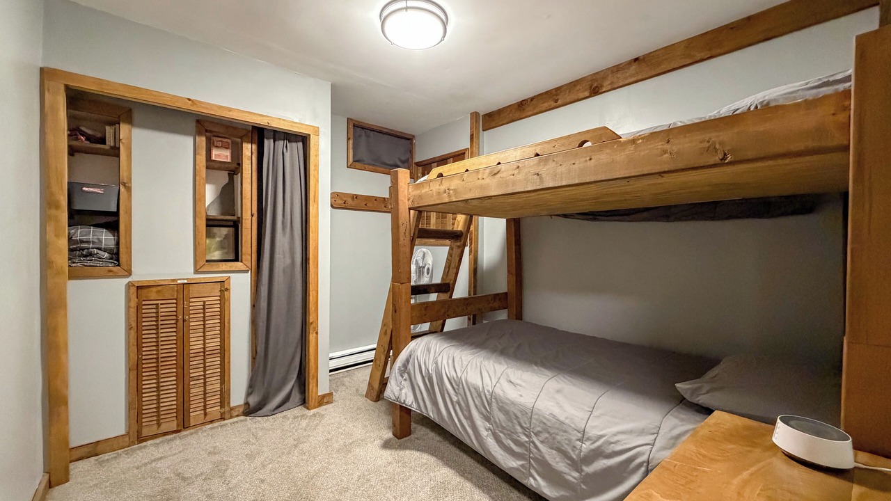 Photo of Bedroom in Eidelweiss Village