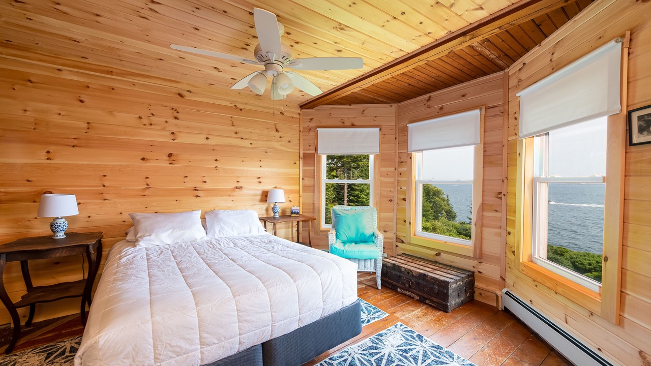 Photo of Bedroom in Orrs Island