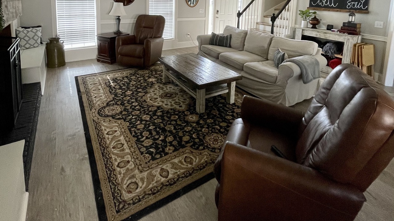 Photo of Livingroom in Tougaloo
