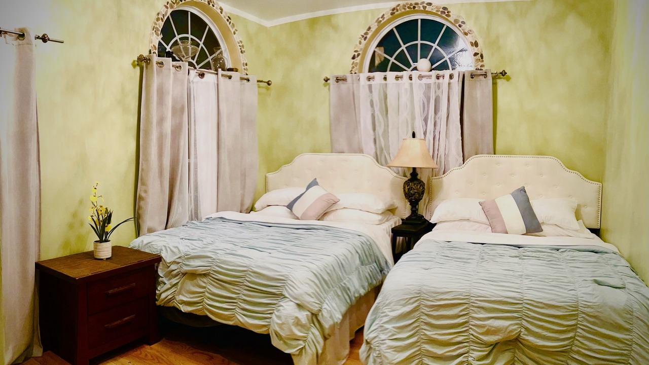 Photo of Bedroom in Quincy