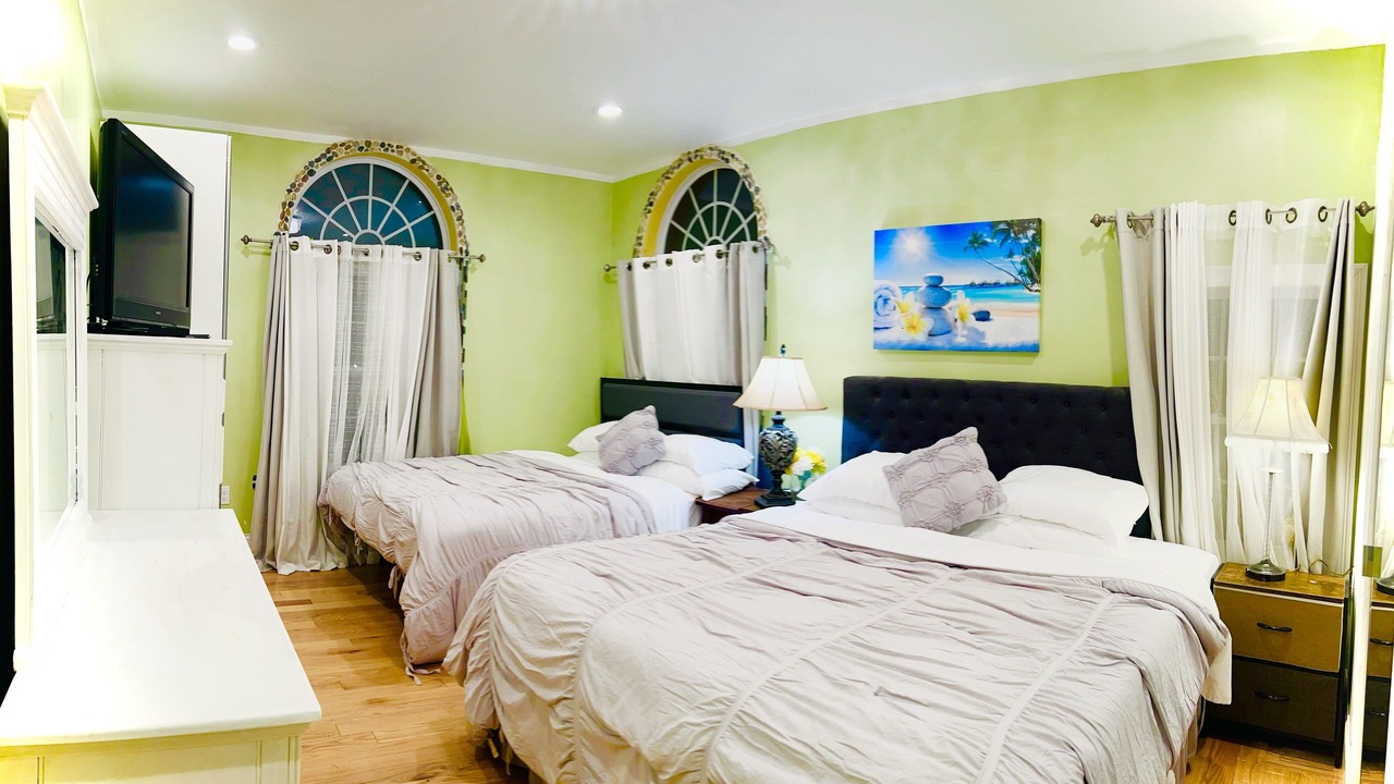 Photo of Bedroom in Quincy