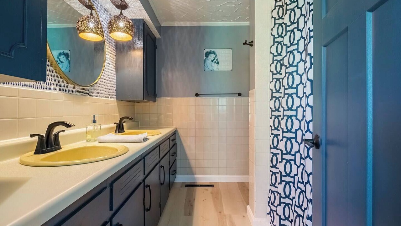 Photo of Bathroom in Carrollton