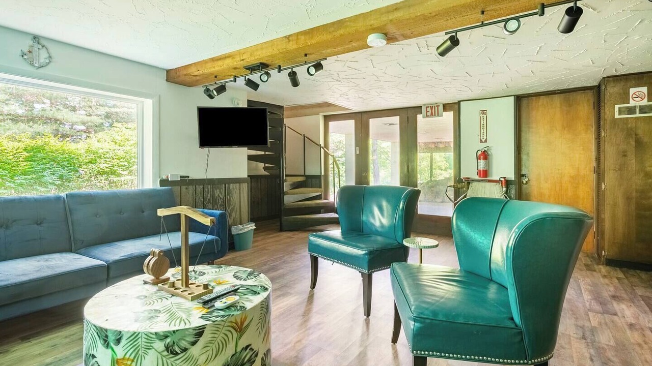 Photo of Livingroom in Carrollton