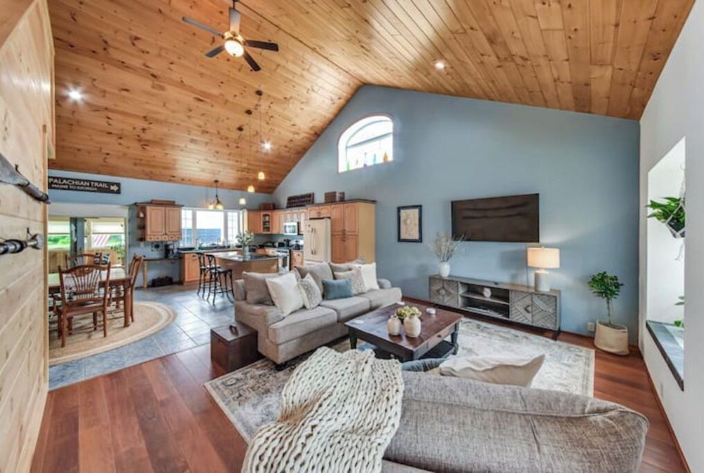 Photo of Livingroom in Greenville