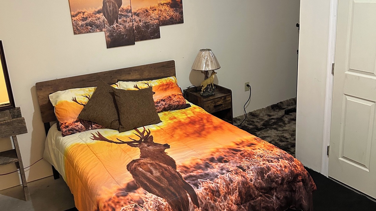 Photo of Bedroom in Berkeley Springs