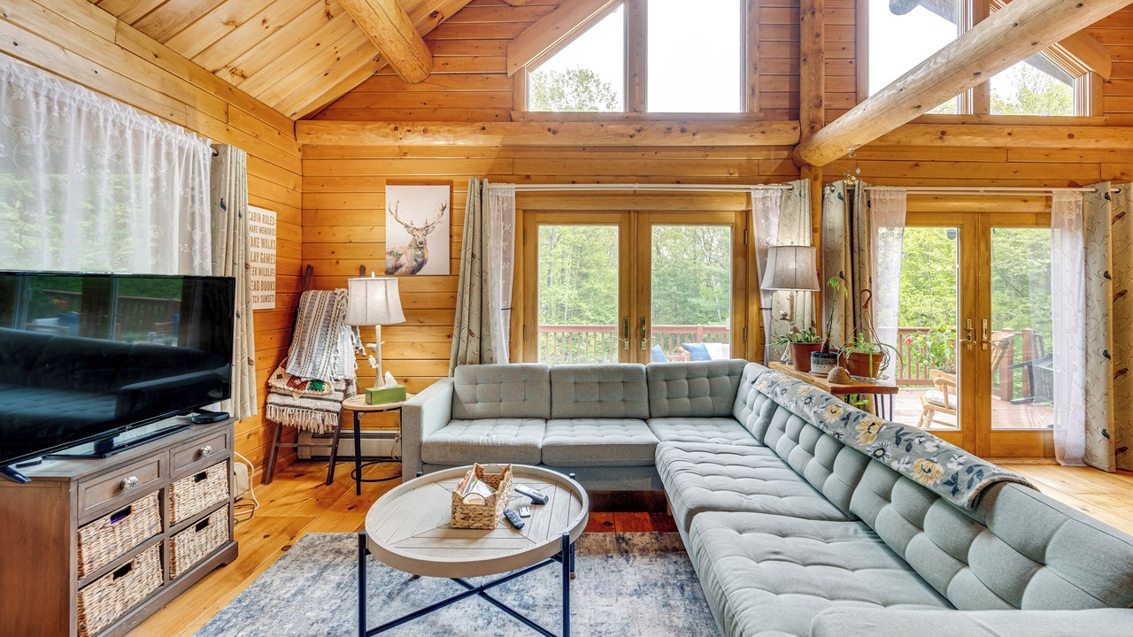 Photo of Livingroom in Alexandria
