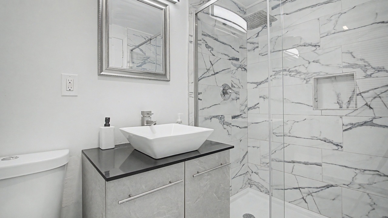 Photo of Bathroom in Maple Hill